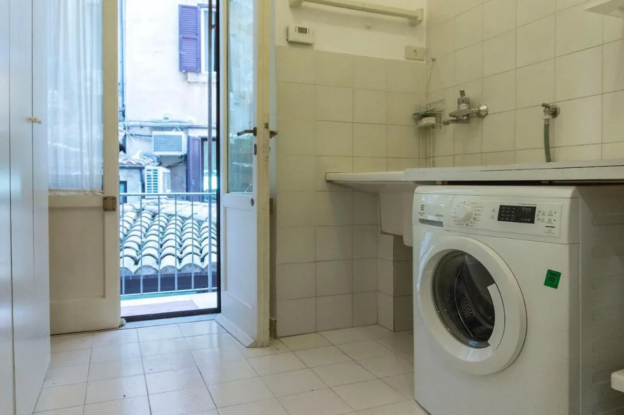 Luxury Art Atelier Apartment Rome