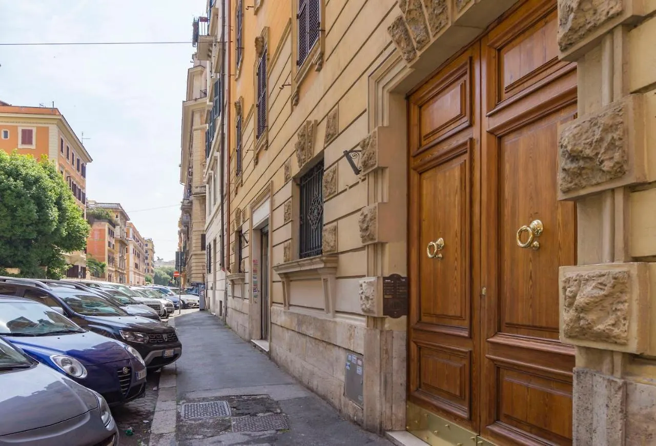 Luxury Art Atelier Apartment Rome