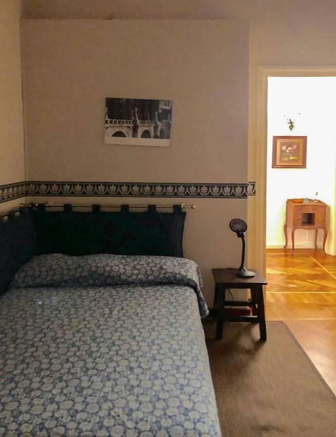 Luxury Art Atelier Apartment Rome Italië